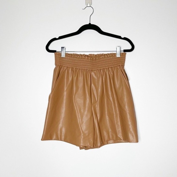 NWT ALC Natural Kaleb Faux Leather Shorts Smocked Waist Women's Tan Size Small - Picture 2 of 6